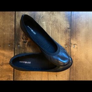 Bandolino Leather Ballet Flats, Women’s 11.5 M, worn only twice!